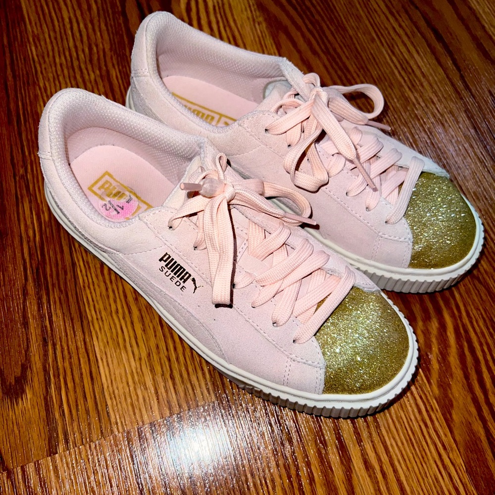 Pink Puma’s with Gold Glitter!